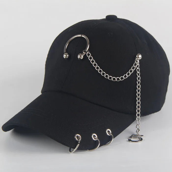 Boné Chains ⊹ ࣪ ˖