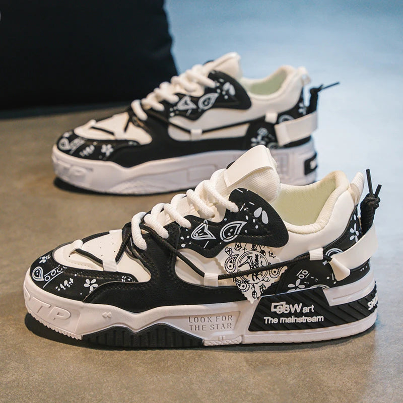 Baskets noires et blanches
