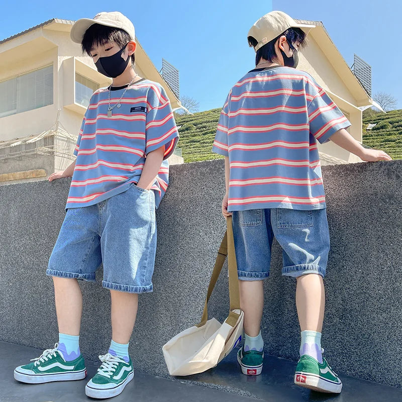 Conjunto Camiseta Listrada e Shorts Jeans Infantil