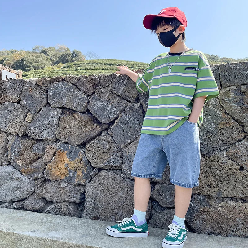 Conjunto Camiseta Listrada e Shorts Jeans Infantil